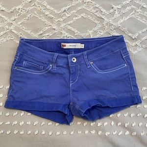 Purple Levi’s Shorts
